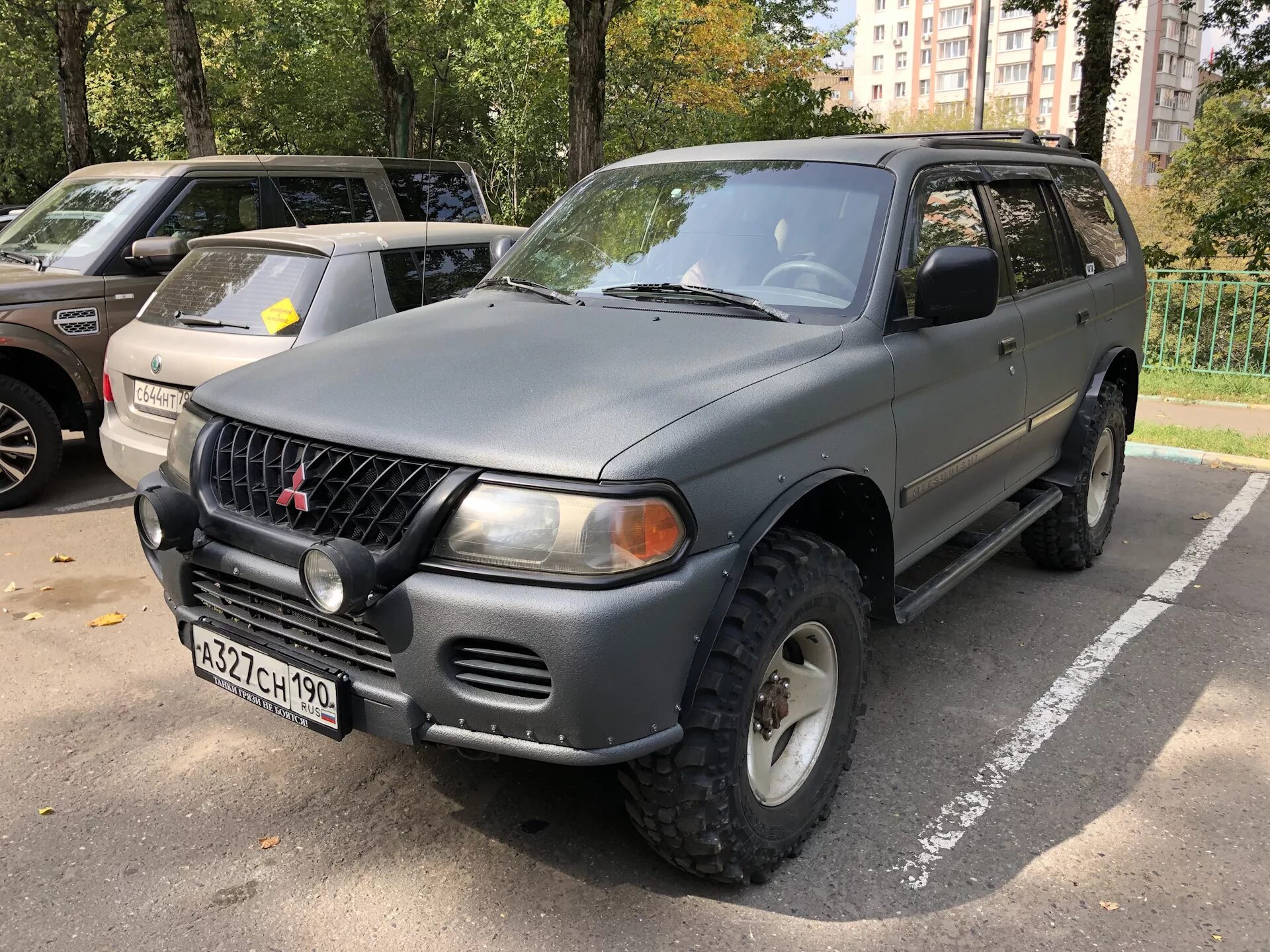 Митсубиси монтеро 1 поколение. Mitsubishi Pajero Montero Sport 1. Mitsubishi Montero Sport 3.0. Митсубиси Монтеро спорт 1 поколения. Mitsubishi Montero Sport 2.