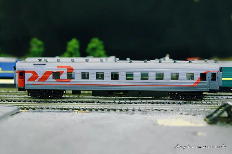 вагон твз 61-4447. модель вагона из бумаги. пассажирский вагон 61-4447. поезд вагон модель. пассажирские вагоны мпс.