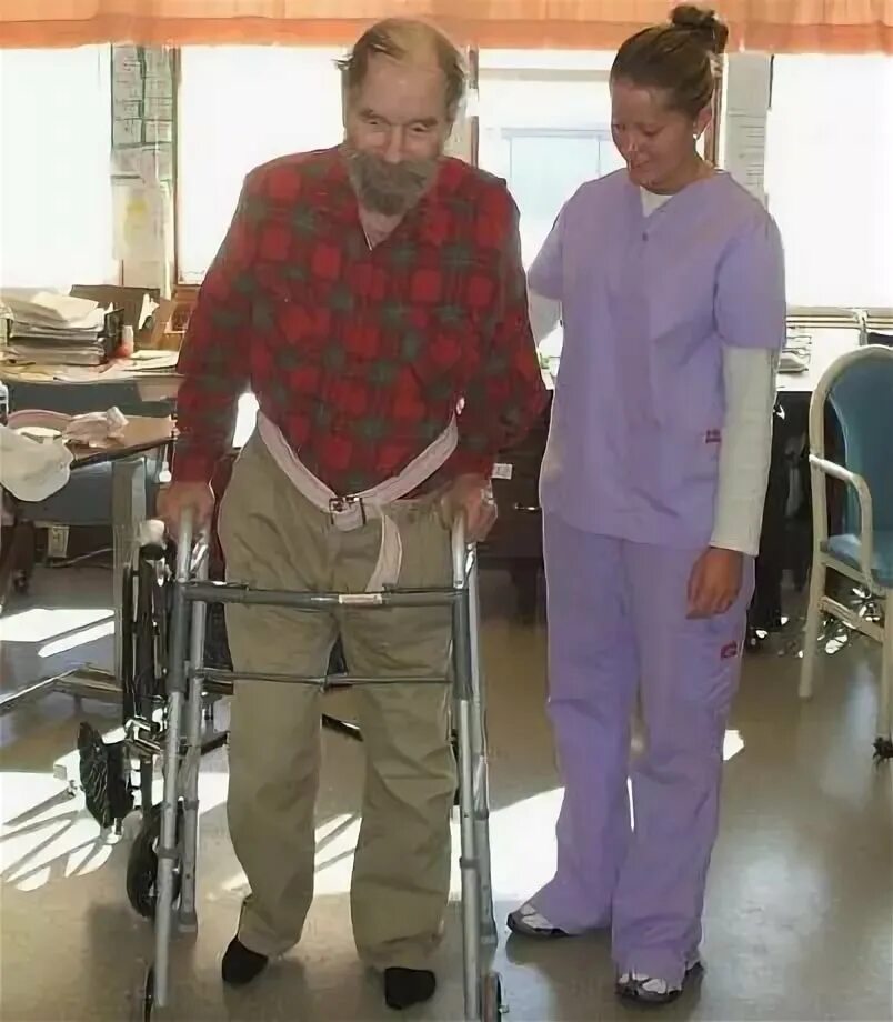 Перелом шейки бедра рентген. Реабилитация при переломе шейки бедра 1960. Вколоченный перелом шейки бедра рентген. Эпифистолизис шейки бедра. Шейка бедра перелом в пожилом возрасте.