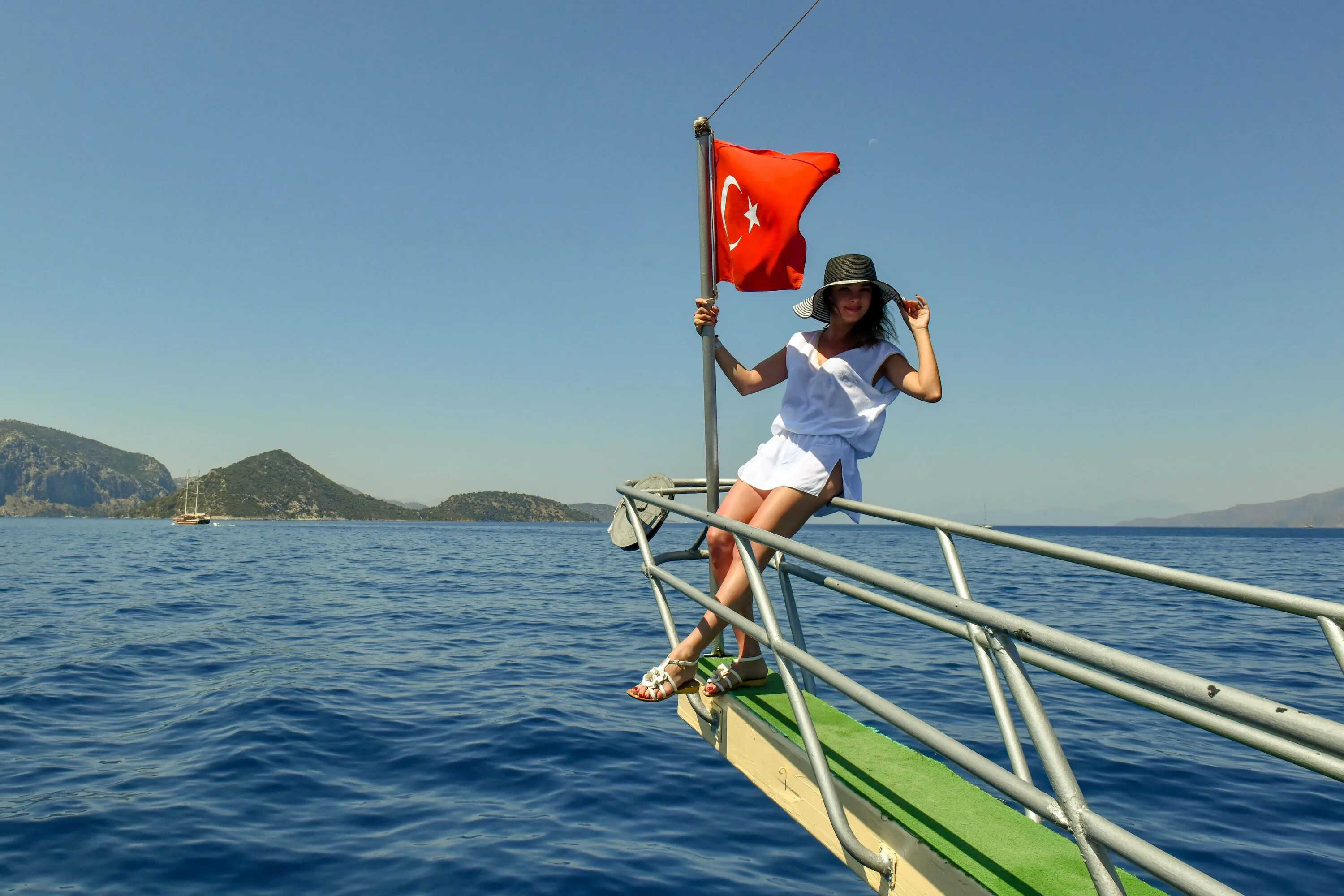 горящий тур на море. горящий тур. турагентство турция. реклама турции. слетать ру.