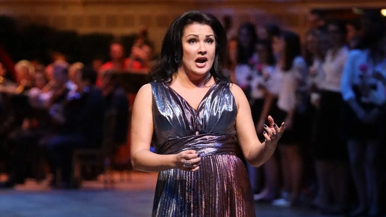 сбежала оперная певица. анна нетребко фото. анна нетребко 2022. анна нетребко сейчас 2022. анна нетребко.