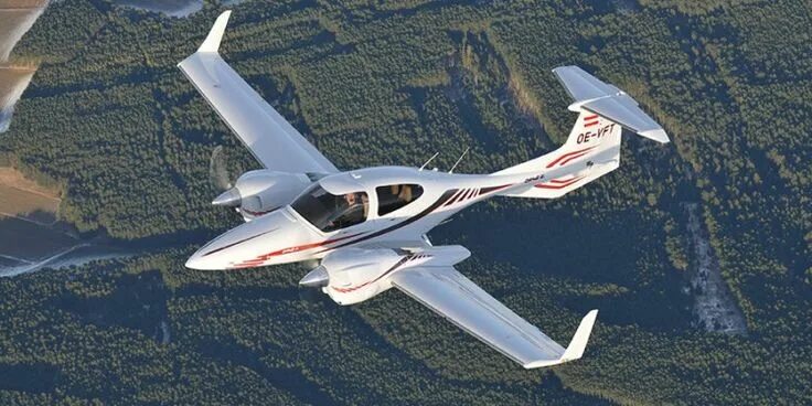 Бизнес джет Diamond DA42 Twin Star (RA-01719), 2010 года производства, оператор 