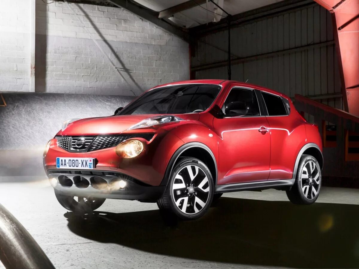 Машины похожие на ниссан. Nissan Juke 2013. Ниссан Джук 2013. Nissan Juke sv2. Nissan Juke 2.