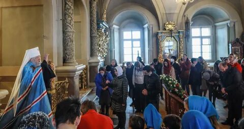 Трансляция богослужения сейчас