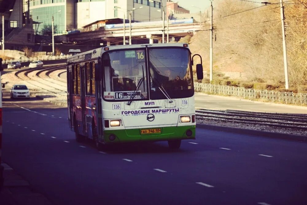 Где едет автобус 99 автобусе. Где едет автобус 99 автобусе