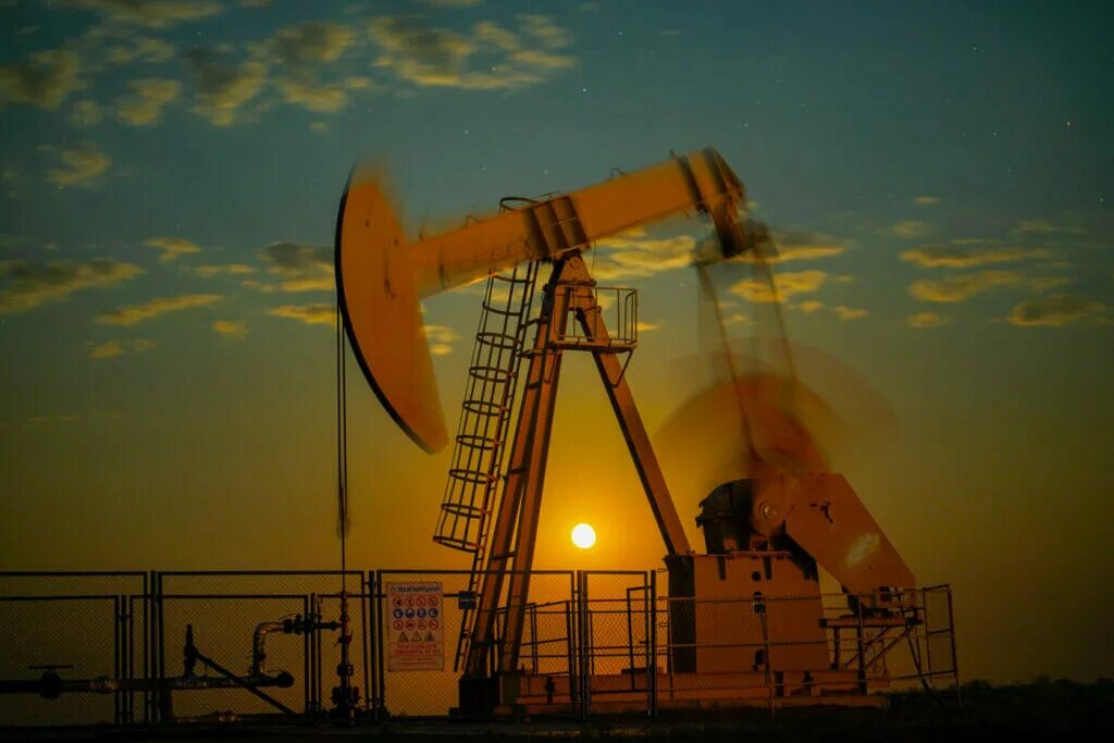 Абу Даби добыча нефти. Добыча нефти в Казахстане. Экспорт нефти. Добыча нефти в России.