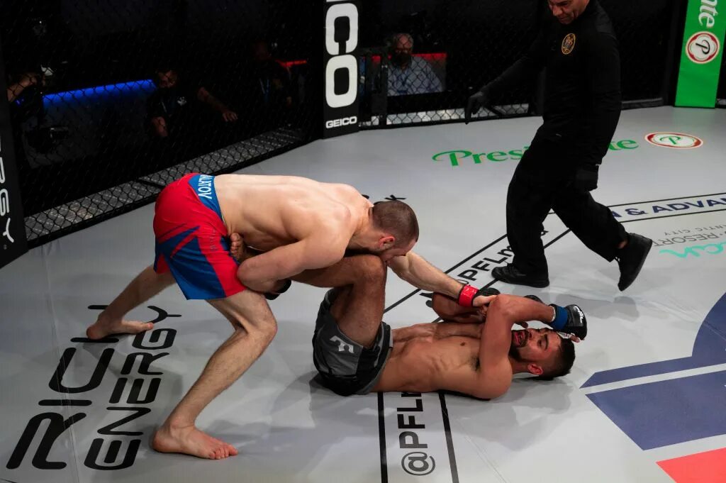 Магомед умалатов pfl. Магомед умалатов. Магомед магомедов пфл. Магомед жамалудинович магомедов. Магомед умалатов национальность.