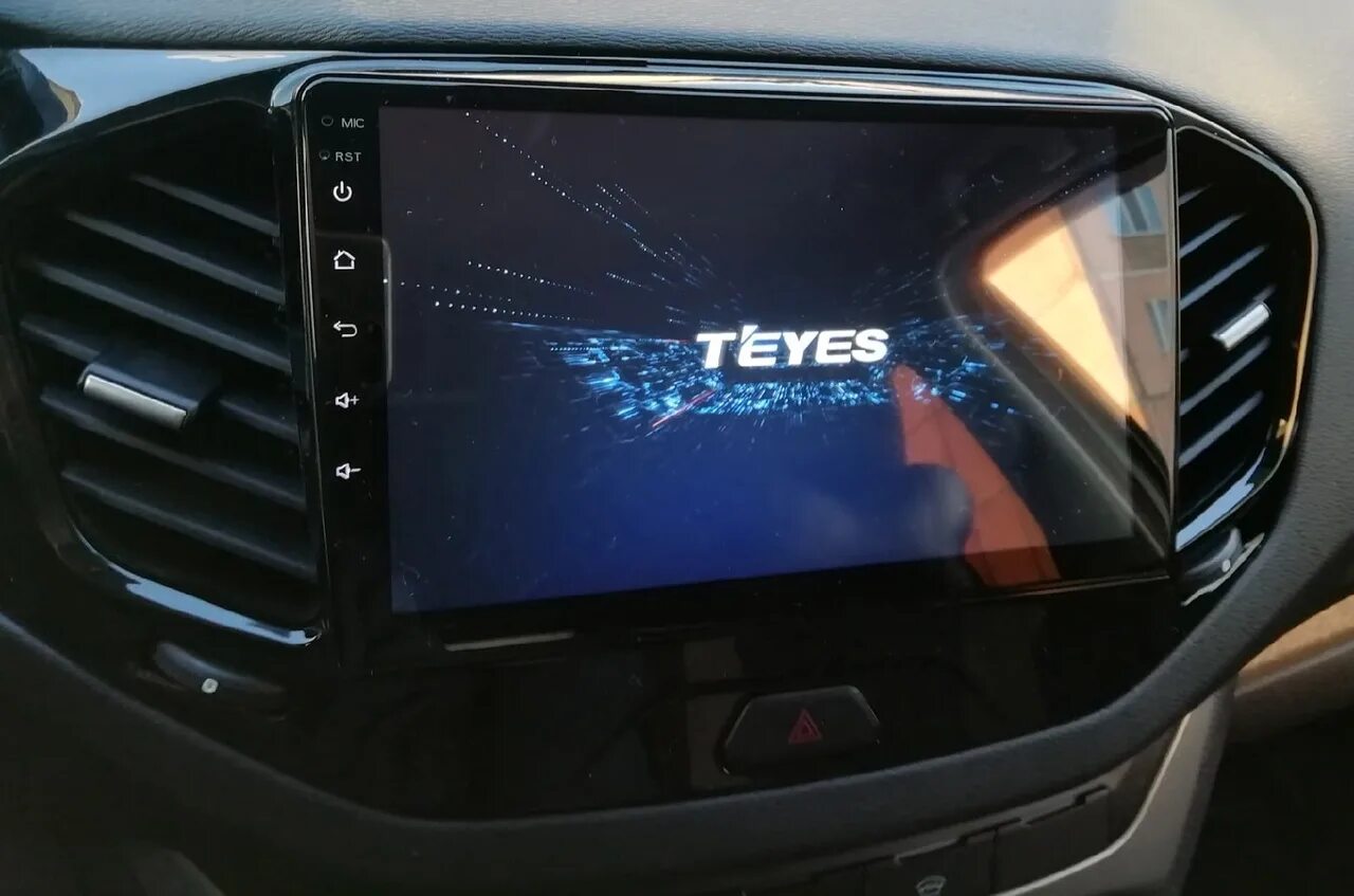 Магнитола teyes cc3. Teyes logo. Teyes cc3 солярис. Teyes apk. Магнитола teyes сс3.