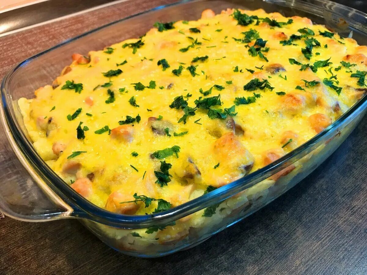 запеканка с фаршем и картошкой в духовке без сыра. картофельная запеканка с ветчиной и сыром в духовке.