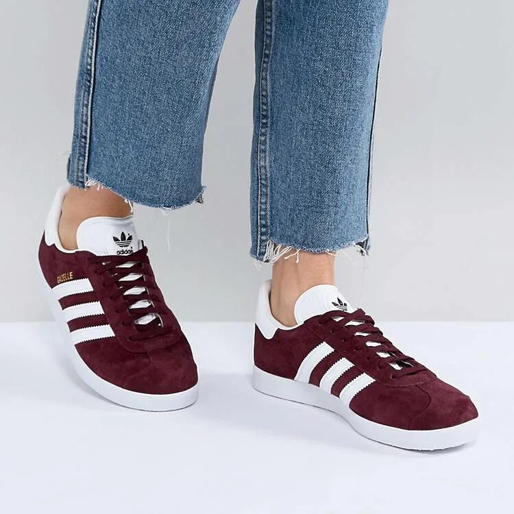 Adidas gazelle женские замшевые. Adidas gazelle женские бордовые. Газели адидас бордовые вайлдберриз. Adidas gazelle мужские бордовые. Adidas gazelle женские бордовые.