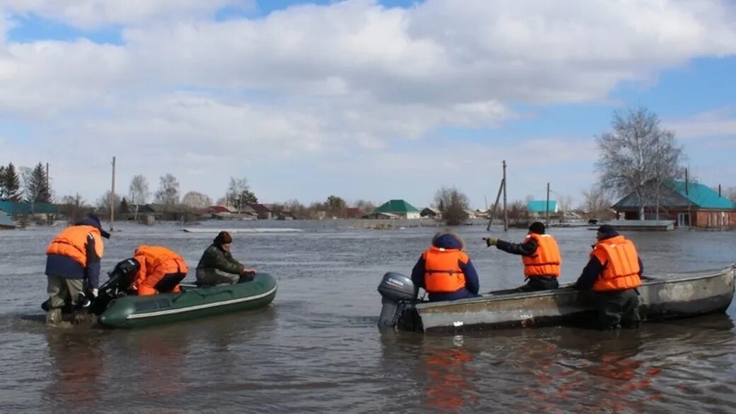 Село зеленый дол Алтайский край паводок. Паводок. Паводок фото. Наводнение 2018 Петропавловский район. Паводок в алтайском крае сегодня