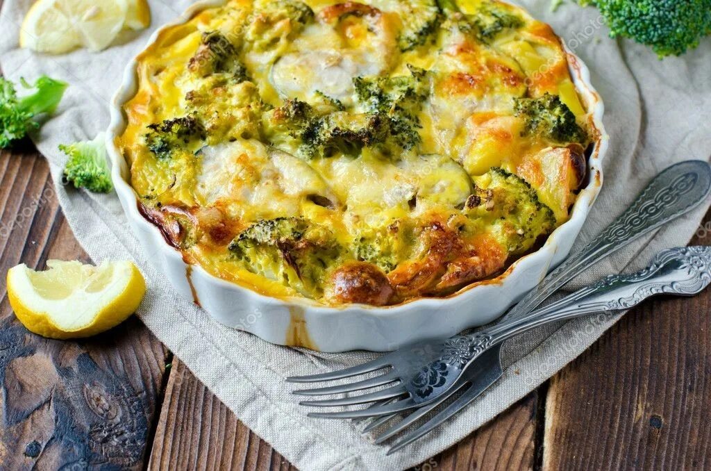 Капуста в духовке быстро и вкусно. Запеканка из брокколи в духовке. овощная запеканка гратен. овощной гратен со шпинатом. запеканка из капусты брокколи в духовке.