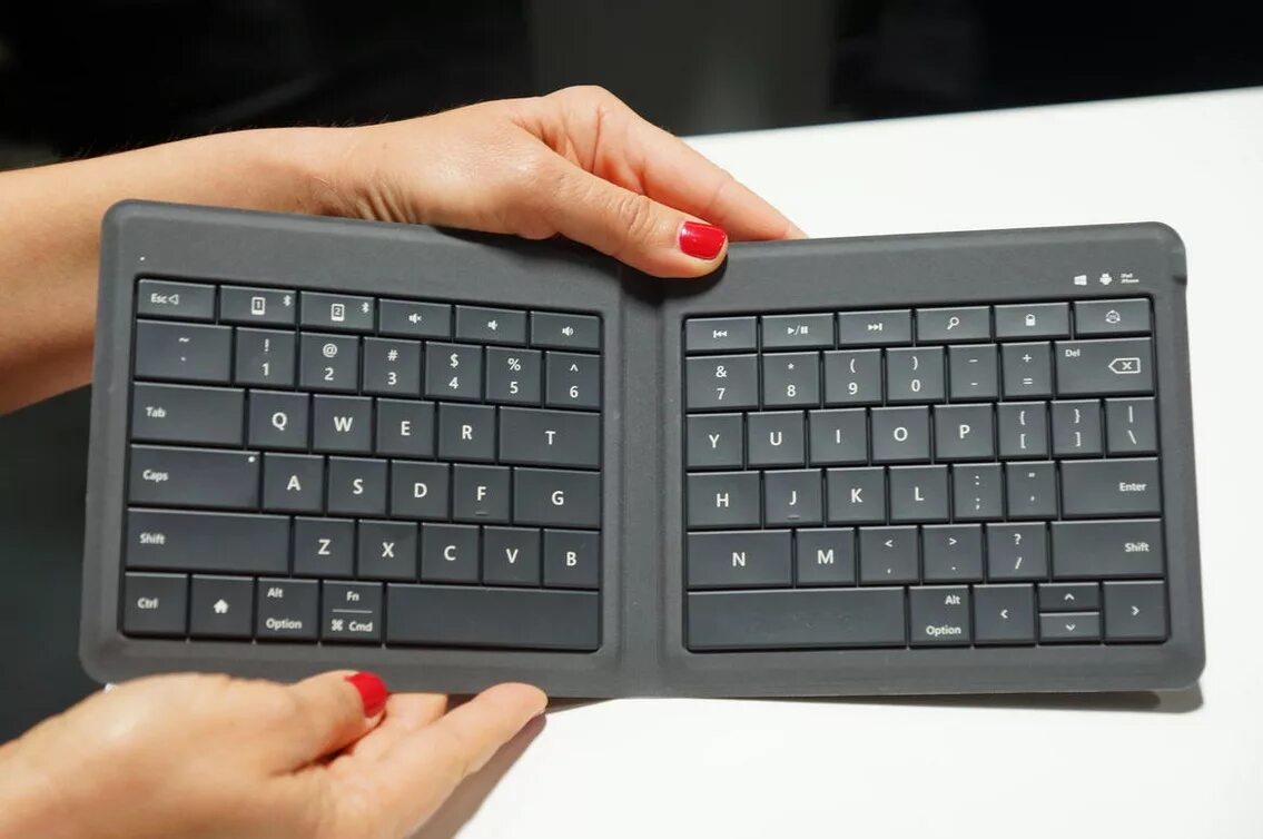 Клавиатура пока. Складная клавиатура microsoft. microsoft foldable keyboard. беспроводная клавиатура для печати вслепую. мобильная клавиатура.