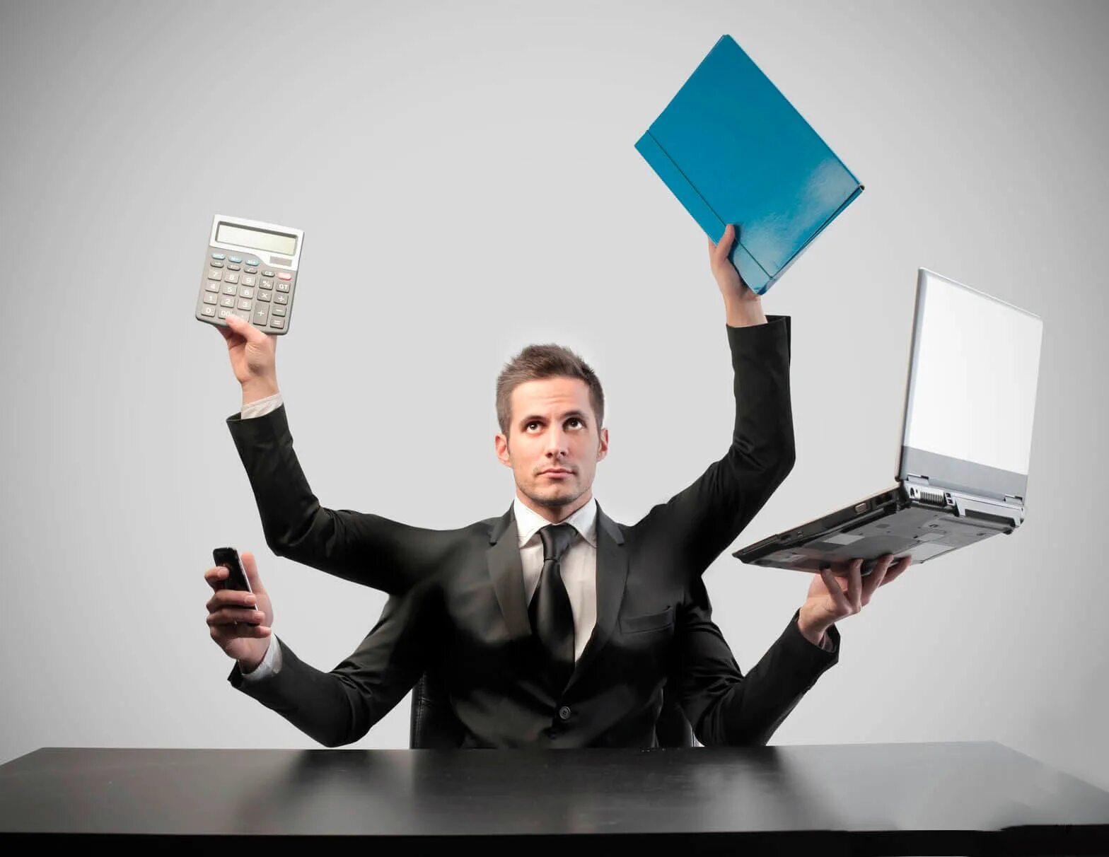 Креативный сотрудник. Торговый представитель. Профессия человека продающего. Профессия человека продающего. Секретарь мужчина.