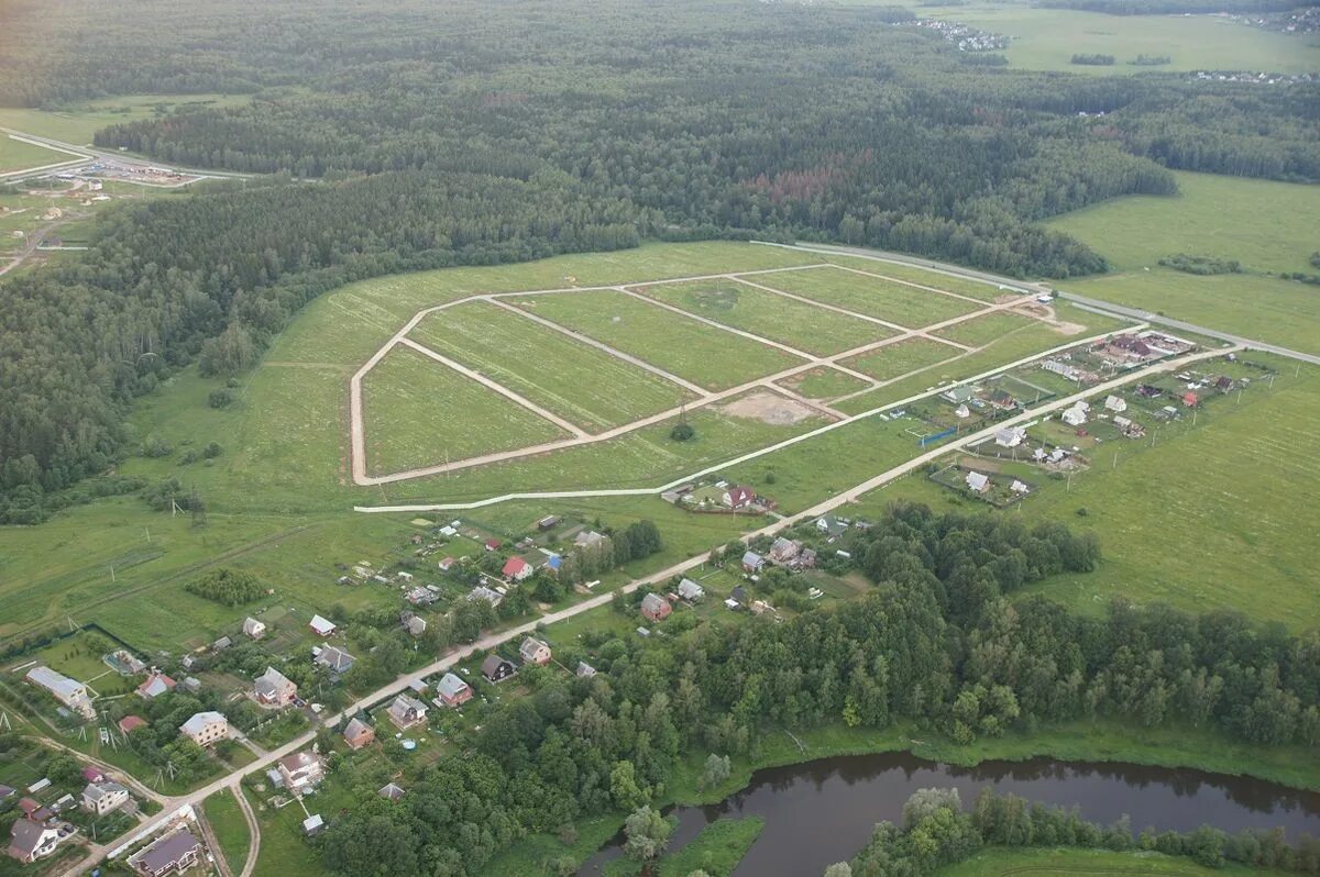 Теплицы в Можайске и Можайском районе - купить недорого парник из поликарбоната 