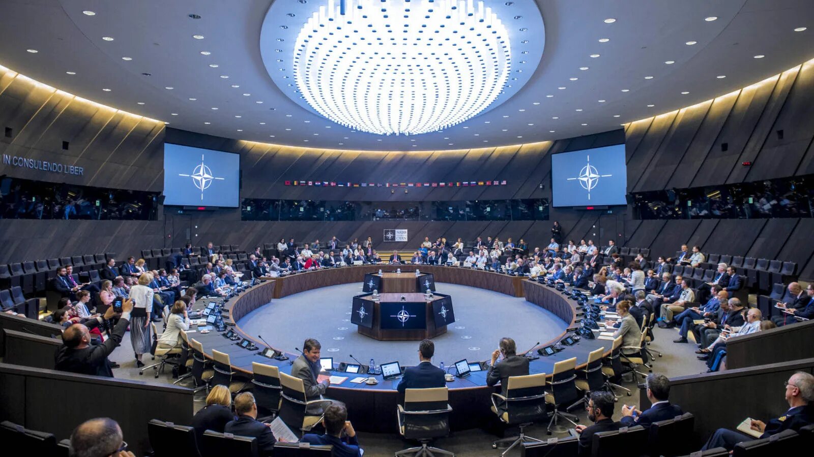 North atlantic organization. Североатлантический альянс нато. зал нато. зал заседаний нато. north atlantic treaty organization.