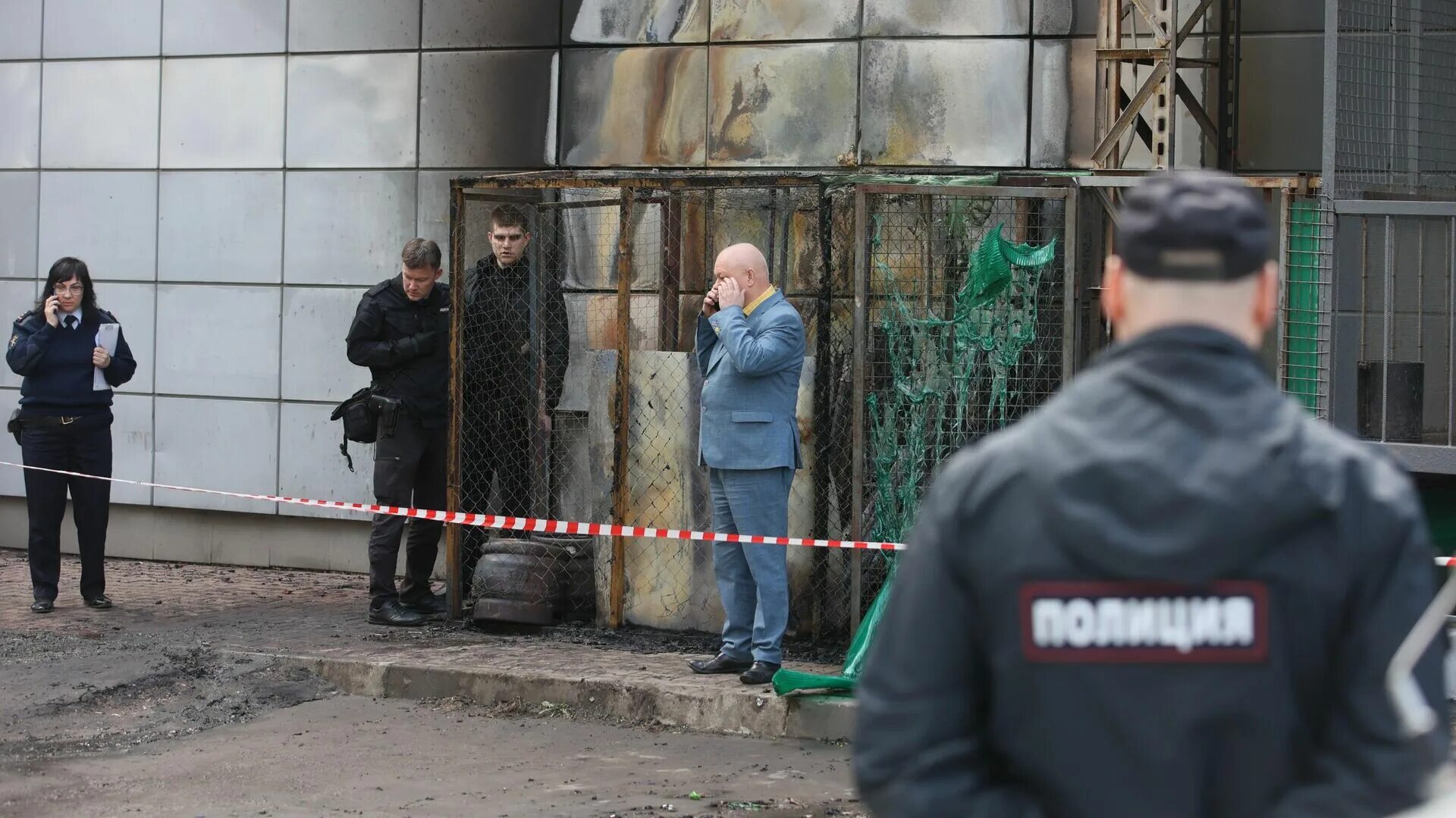 Адмирала Ушакова взрыв перекресток. Пожар в торговом центре. Мусорный полигон в Бутово.