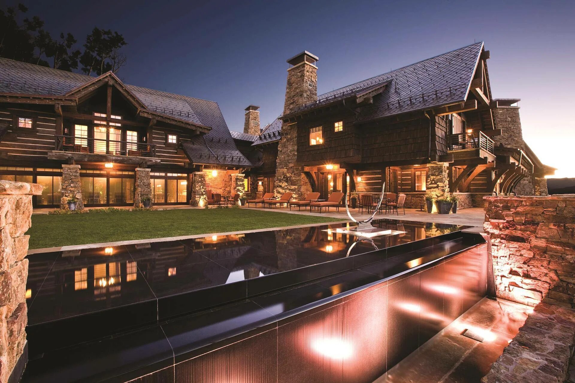 Манисон вилла модерн в россии. Лос анджелес holmby hills. Hala ranch. Самый широкий дом. Дом updown court в англии.