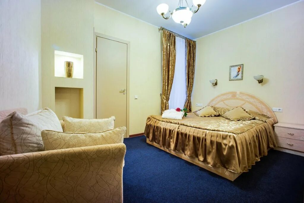 Гостиница на невском. Отель solo на невском проспекте. Апартаменты на невском 136 санкт-петербург. Невский 100 отель санкт-петербург. Абажур гостиница санкт-петербург.