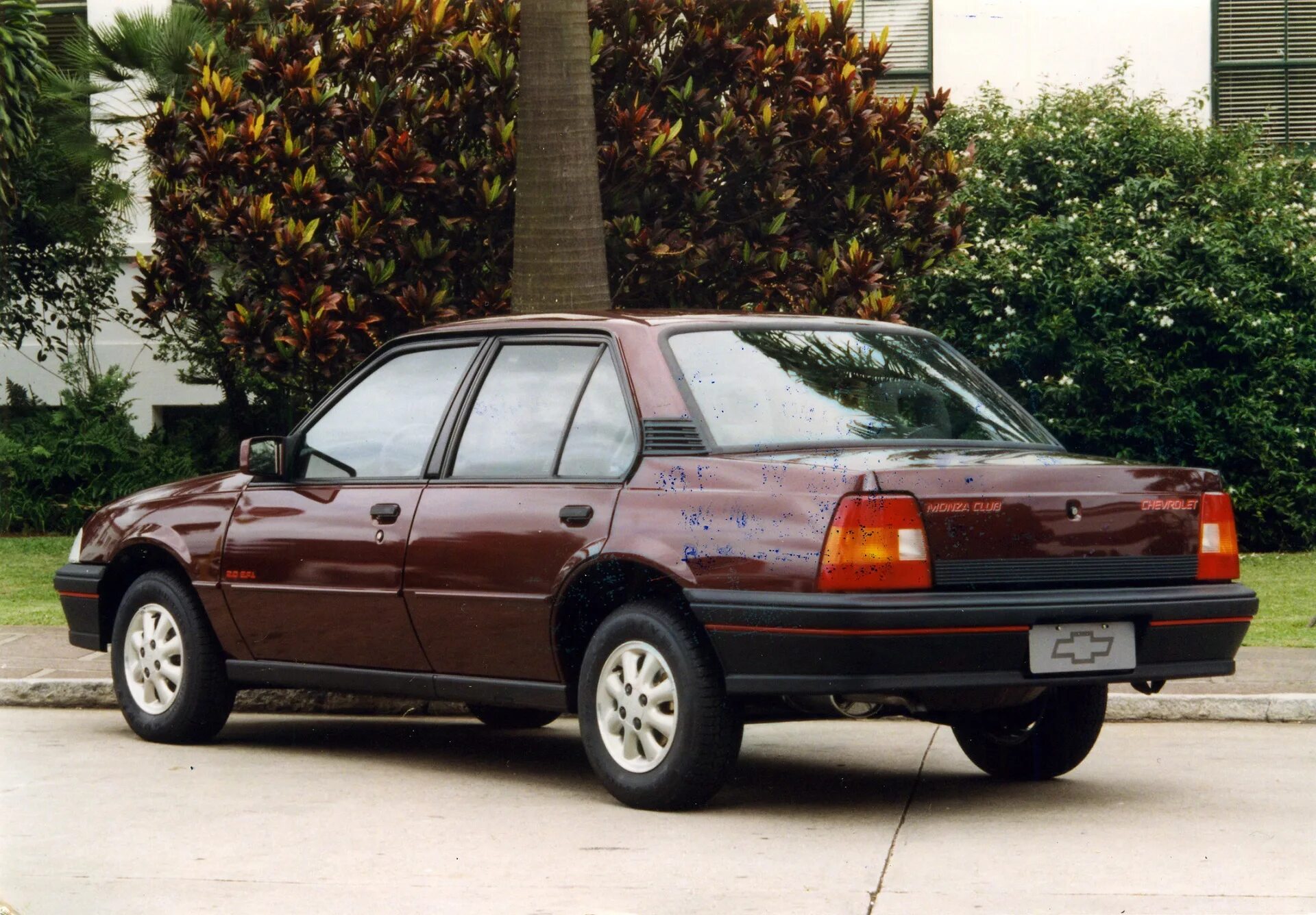 Шевроле монза 1.3. Monza Chevrolet 2023. Chevrolet Monza 1982. Chevrolet Monza 2022. Шевроле Монза 2.