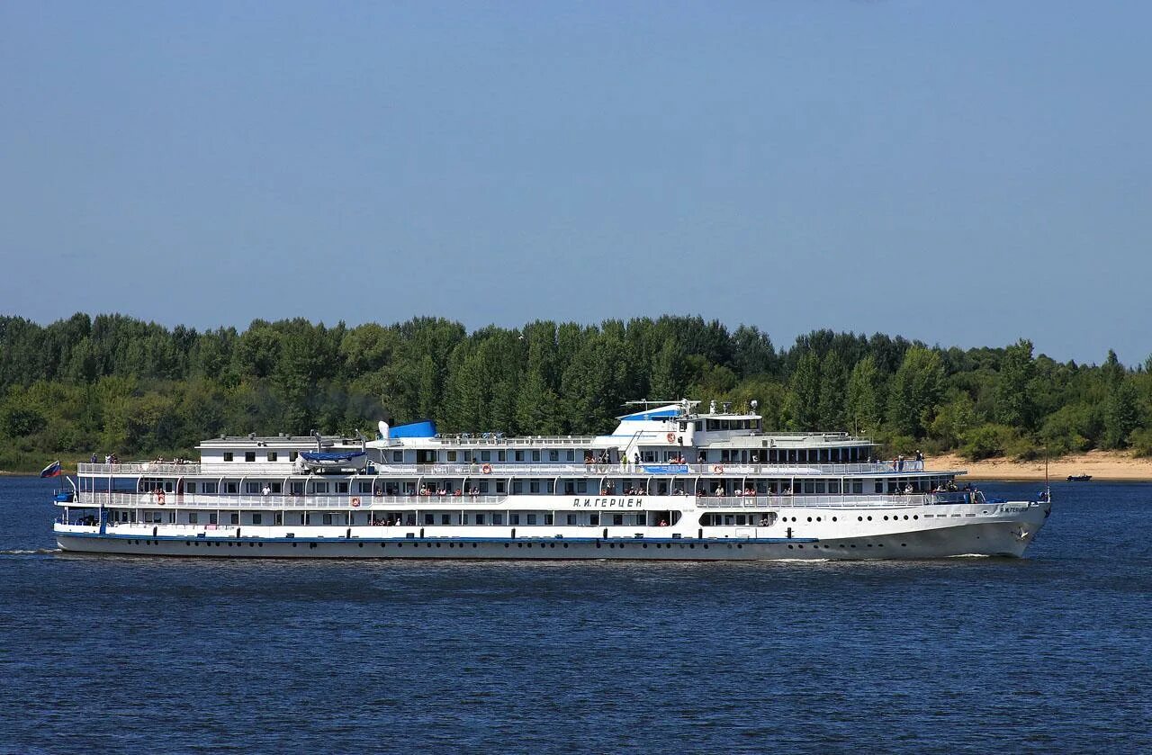 Теплоход герцен фото. Теплоход герцен самара. Навигация герцен. Навигация герцен. Тх герцен.