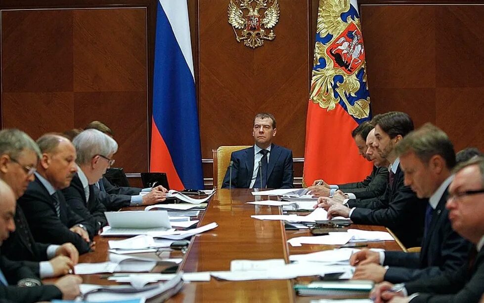 Правительство РФ. Кабинет министров России. Правительство Медведева д.а. Кабинет Медведева в правительстве.