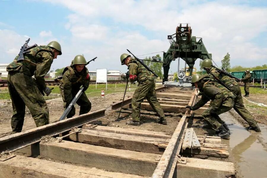 ЖДВ Комсомольск на Амуре. ЖДВ войска РФ. Железнодорожные войска Российской Федерации. Железнодорожные войска Комсомольск на Амуре. Строительство вс рф