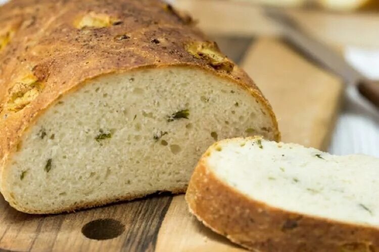 Пряный хлеб. Хлеб ароматный. Постный хлеб. Хлеб с луком.