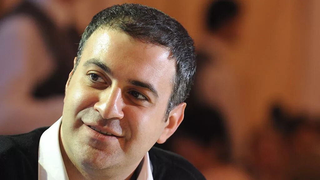 Знаменитые армяне. Популярные армяне. Популярные армяне. Комедия 2022 арарат кещян. Известные армяне.