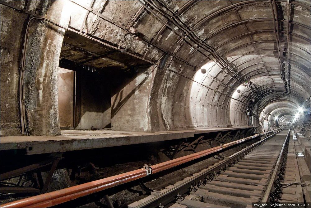 Станция призрак первомайская. Теличка станция метро. Станция герцена. Полежаевская метро платформа. Станция северный вокзал казань.