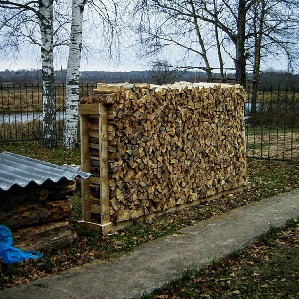 Как правильно уложить поленницу