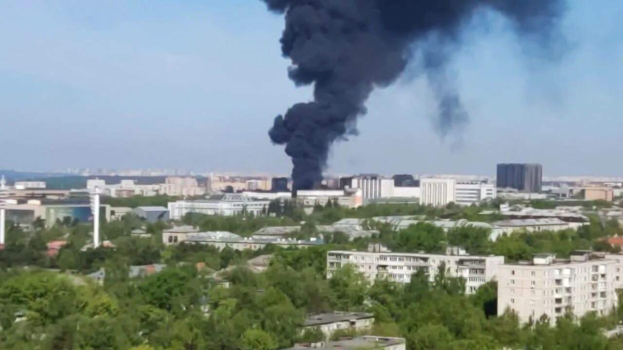 Что горит в жуковском. Пожар в жуковском цаги. пожар в жуковском сегодня. чп в жуковском горит.
