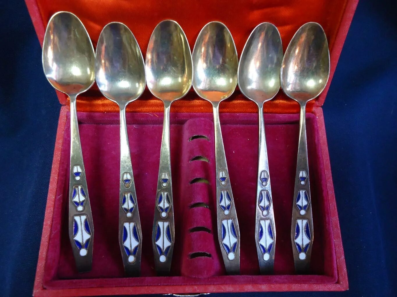 Odiso solingen набор чайных ложек. набор чайных ложек 6 шт серебро 875. набор чайных ложек <jay corona> 6шт 47985 испания. набор odiso (solingen) london. подарочный набор чайных ложек.