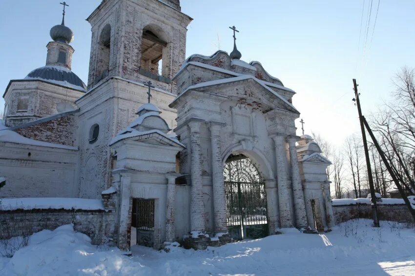 Село Никольское Ярославская область Некрасовский район. Село Никольское Некрасовский район Церковь. Церковь Николая угодника село Никольское Ярославская область. Храм Николая Чудотворца в Левашово. Никольское какая область