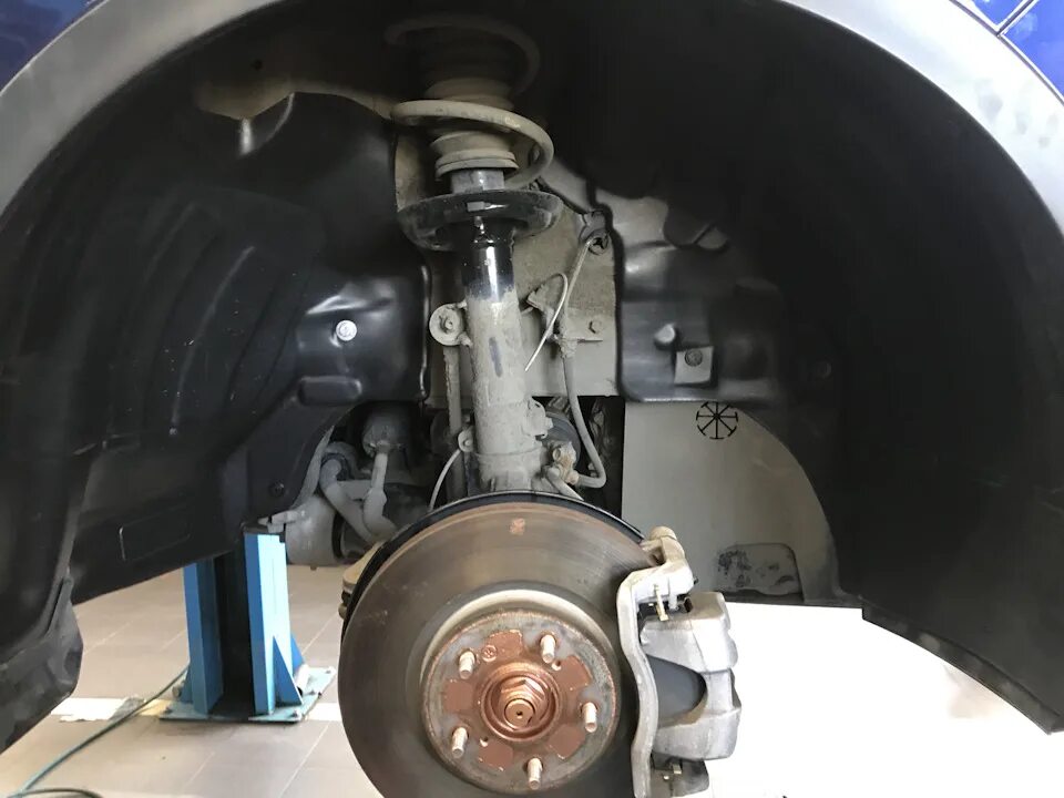 Подкрылок cr v. Cr-v 2016 года подкрылки. подкрылки зад хонда црв 3. honda x4 подкрылок. подкрылки на црв 4 поколения.