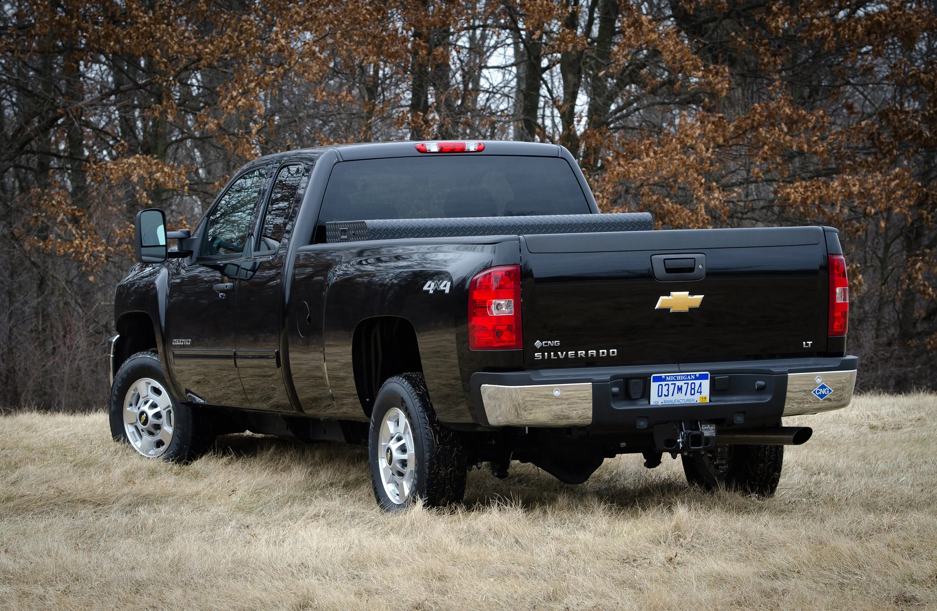 Пикап с субтитрами. Chevrolet Silverado 2013. Пикап Шевроле Сильверадо 2013. Шевроле Сильверадо 2012. Шевроле Сильверадо 2500 2012.