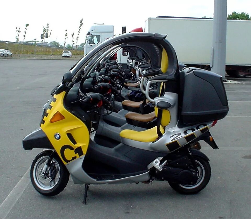 BMW c1 Scooter. BMW c1 200. BMW мотоцикл c1 200. Скутер BMW c1. Закрытый мопед