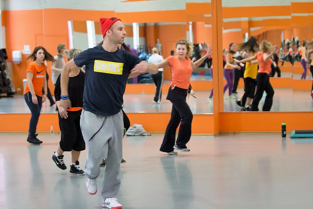 История создания фитнес клуба. Лидер спорт хозяин. Фитнес центр гранд каньон в санкт-петербурге. Лидер спорт гранд каньон. Лидер спорт зал в гранд каньоне.