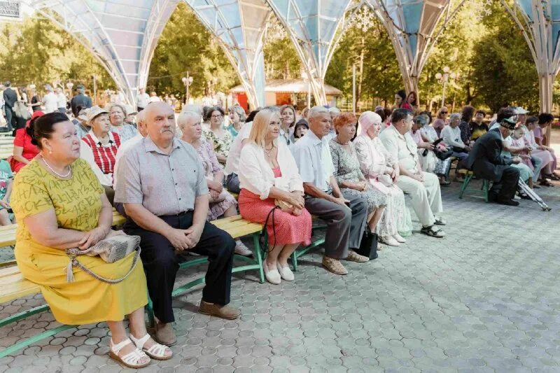 Нефтегазстройпрофсоюза россии. Николай собор в евпатория служба. Нгсп логотип. Ветеран с медалями. Культура и искусство в альметьевске.