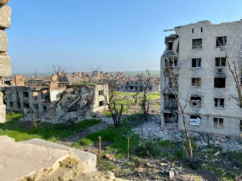 россия с высоты птичьего полета. сво марьинка район зверофермы. марьинка донецкая область 2014. марьинка 2005. марьинка донецкая область.