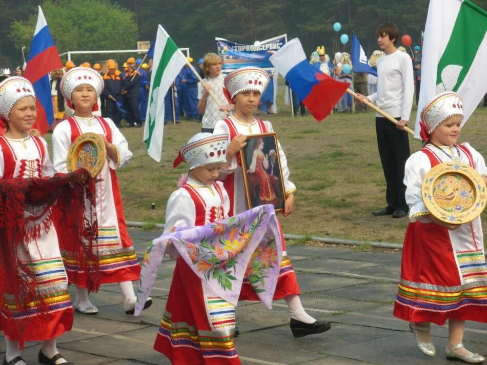 центр русской культуры. центр русской культуры в москве. центр русской культуры в баку. центр русской культуры кызыл ансамбль. русский культурный центр.