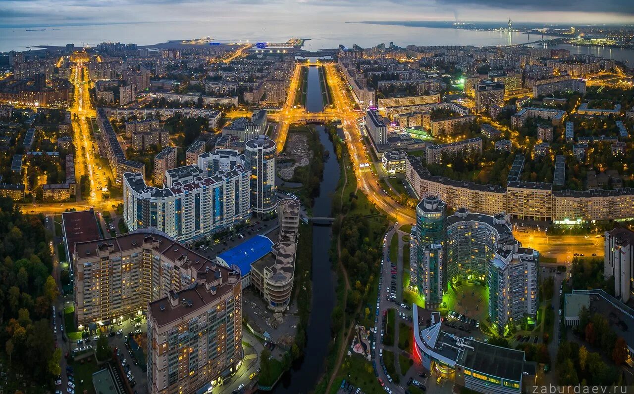 Питер дом дрон. Питер фонтанка с высоты птичьего полета. Питер дом дрон. Питер дом дрон. 5 углов санкт-петербург.