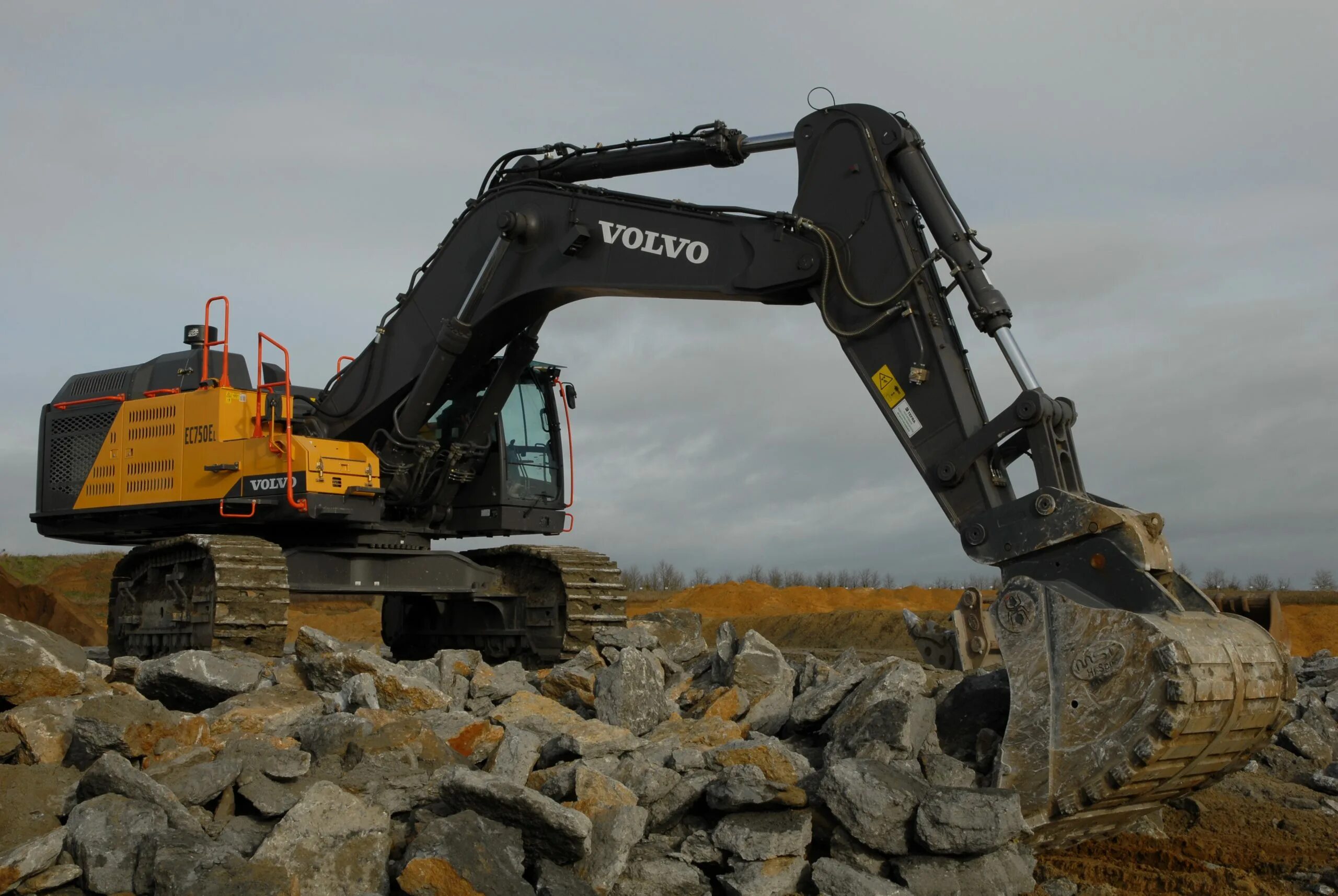 Экскаватор вольво 480. Volvo ec750. Volvo 750ec Excavator. Экскаватор Volvo EC 750 DL. Volvo ec750e HR.