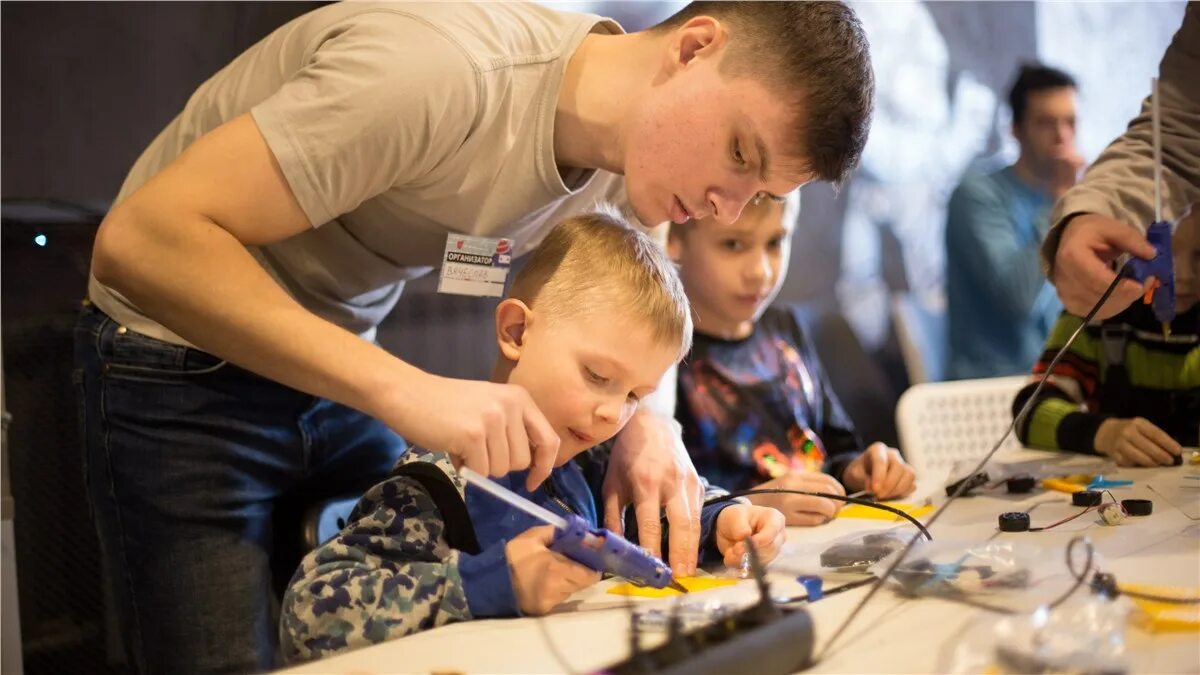 выставка технического творчества. кружок технического творчества. выставка технического творчества в детском саду. техническое творчество поделки. техническое творчество.