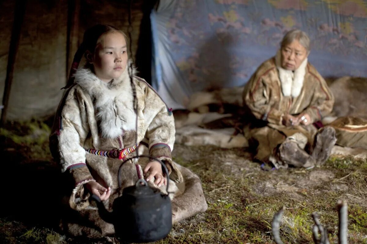 Последняя из забытого рода. Пудана – последняя в роду (2010). Ненецкие девушки.