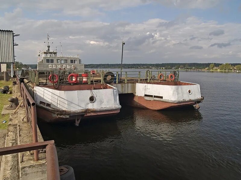 Паромная переправа на москве-реке 19 век. Паромная переправа в вознесенье карелия. Судно приморец. Крушение парома эстония 1994. Паром история создания.