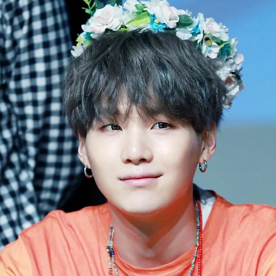 Юнги. Шуга из bts. Фото юнги 1 1. Злой шуга из бтс. Шуга бтс.