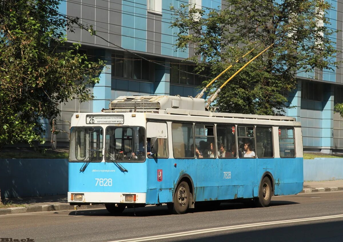 ЗИУ-682гм троллейбус. Троллейбус 26 Москва. Московские троллейбусы 26. Троллейбус 7.