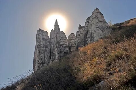 Гора меч