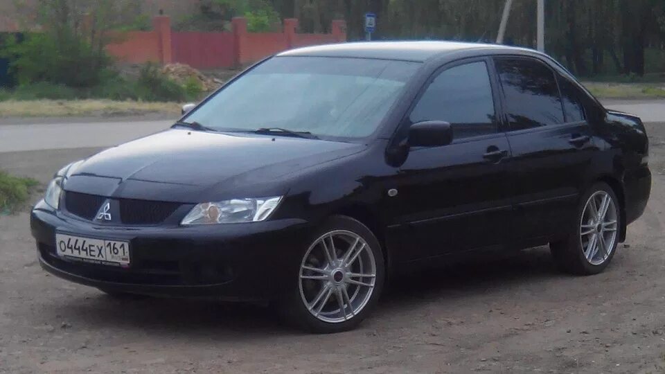 Mitsubishi Lancer 9 2009. Митсубиси Лансер 9 2009г. Митсубиши Лансер 9 автомат. Лансер 9 2009 года.